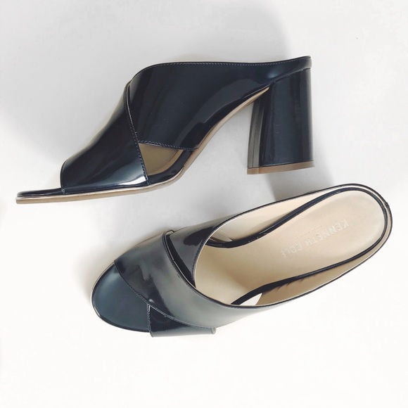 Kenneth Cole Shoes - Kenneth Cole block mules.